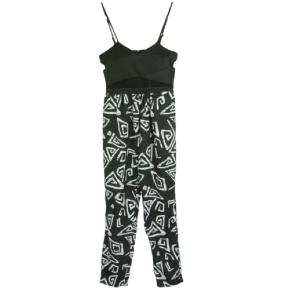 ❤️ FIRE Los Angelas Jumpsuit Black White Built in Bra Geometric Jumpsuit Size M